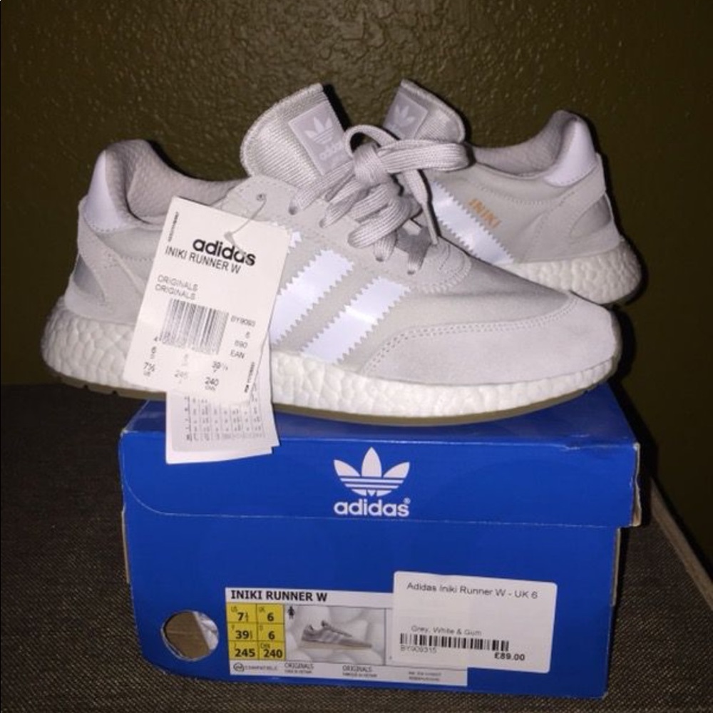 Women’s Adidas Iniki Runner 7.5